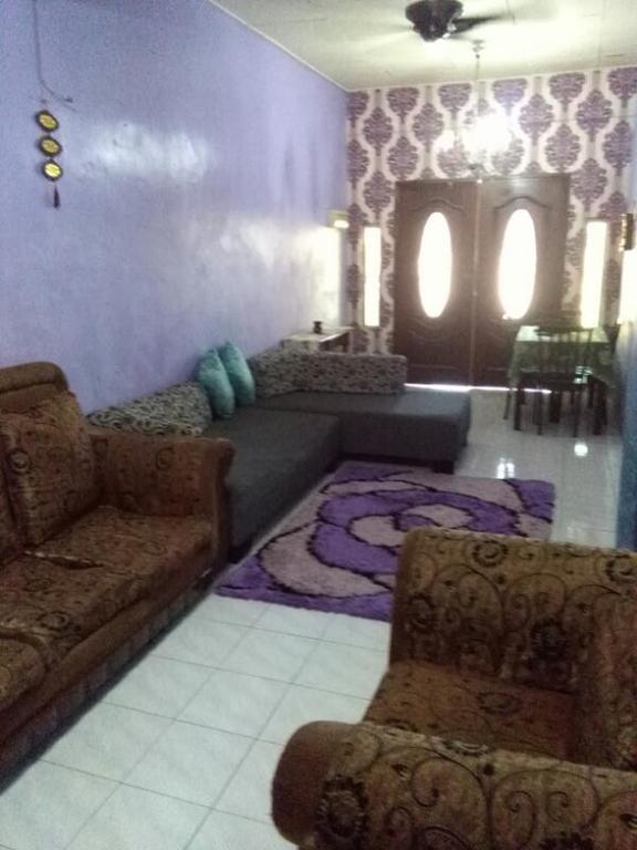 Deenaz Utara Homestay Алор-Сетар Экстерьер фото