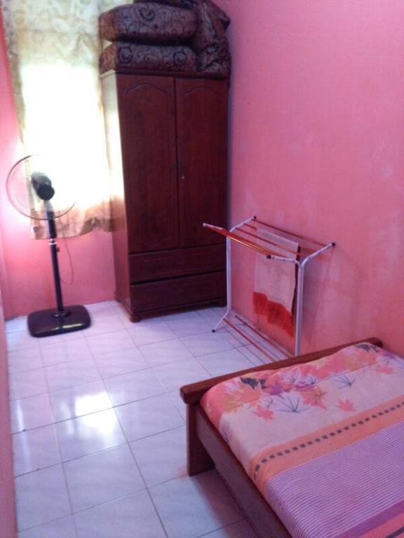 Deenaz Utara Homestay Алор-Сетар Экстерьер фото